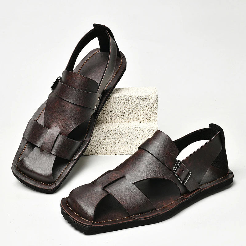 Men Summer Sandals Anti-collision Toe Casual Beach Shoes Versatile Ultra Light Wading Aqua Shoes Non-Slip Male Sandaly Sandalias